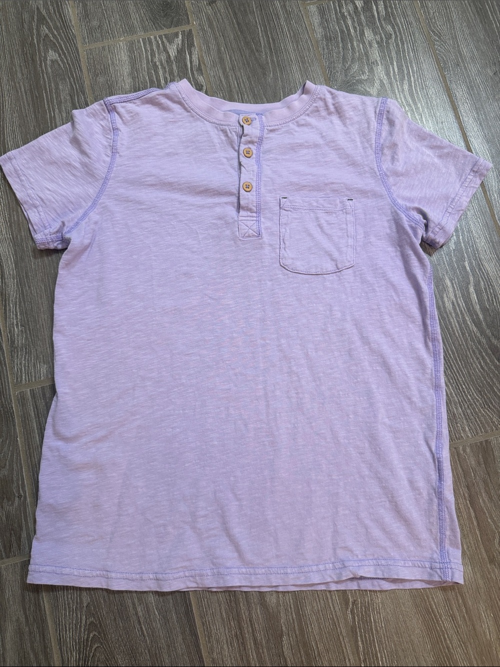 Mini Boden Kids Washed Henley Pocket Tee Misty Lavender size 13 14 EUC